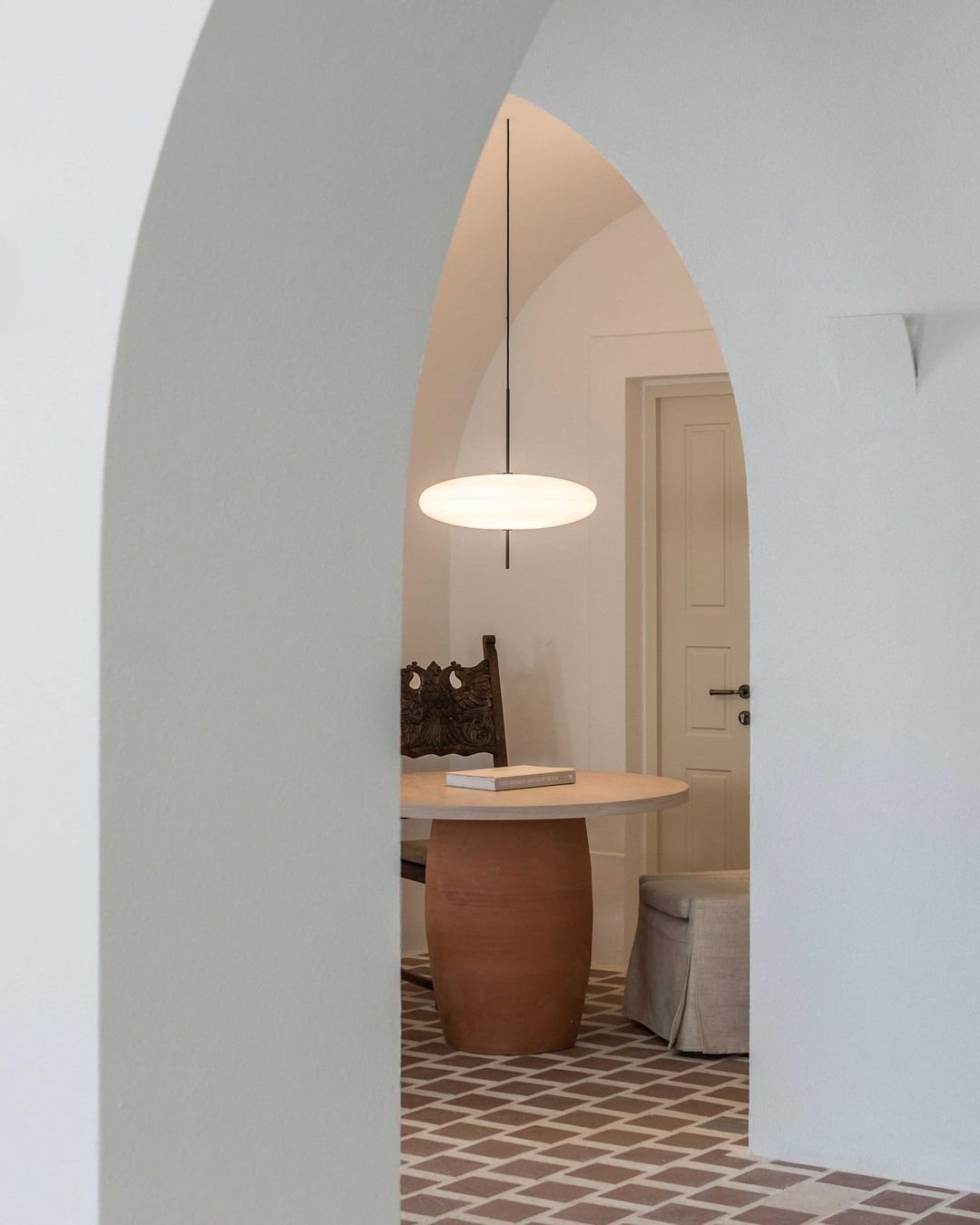 Model 2065 Pendant Lamp.