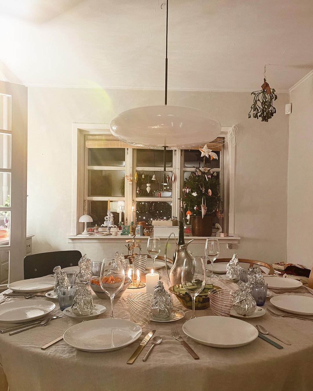 Model 2065 Pendant Lamp.