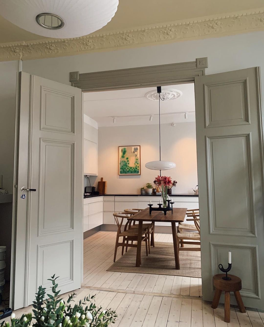 Model 2065 Pendant Lamp.