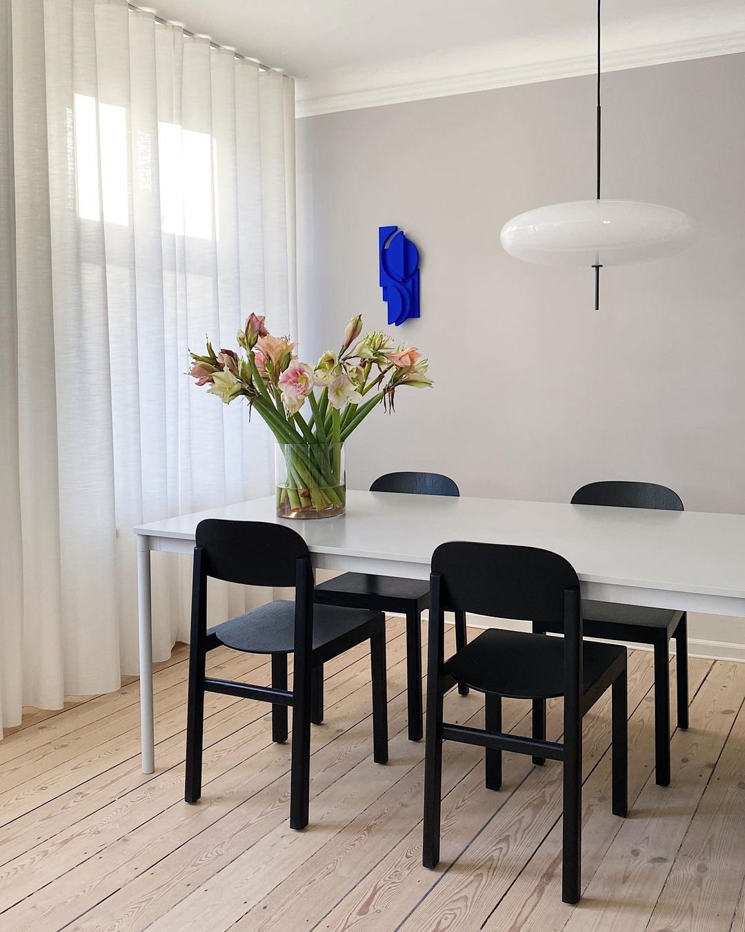 Model 2065 Pendant Lamp.