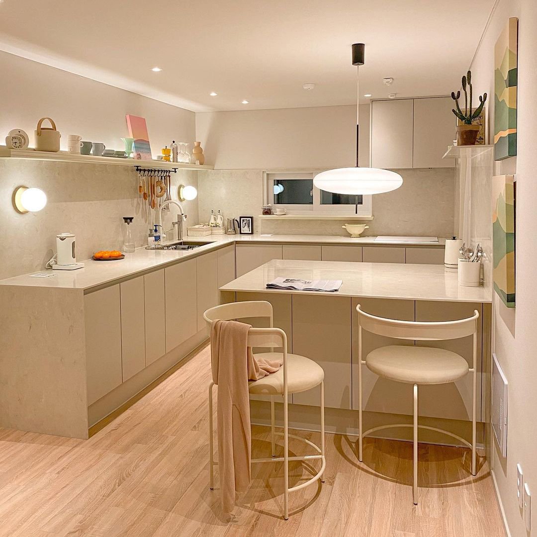 Model 2065 Pendant Lamp.