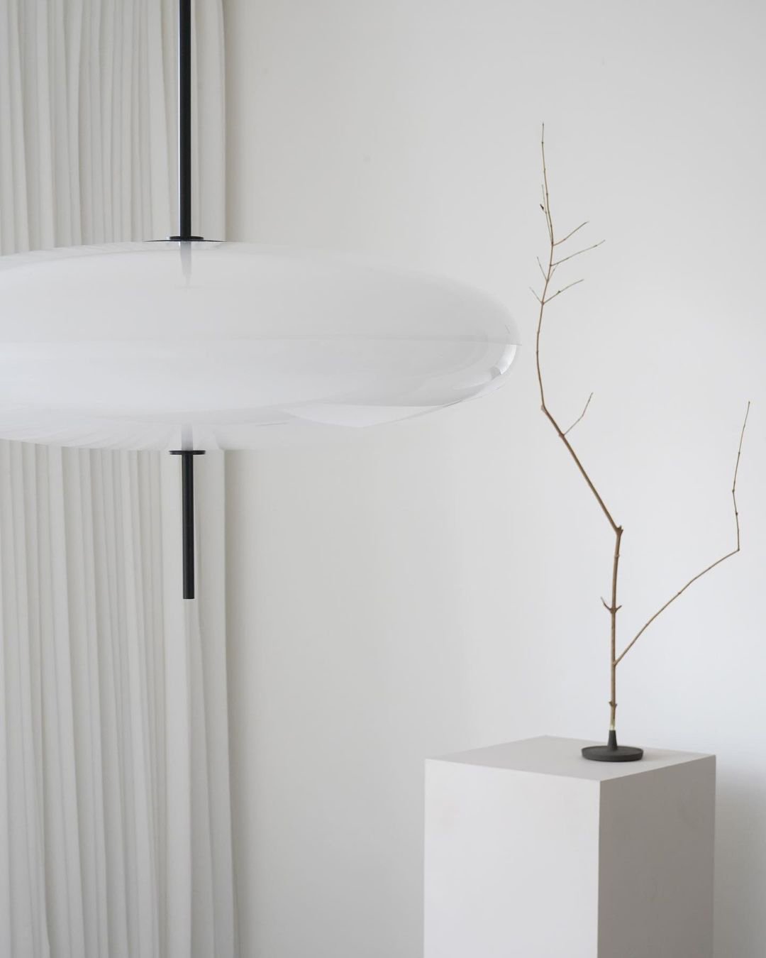 Model 2065 Pendant Lamp.