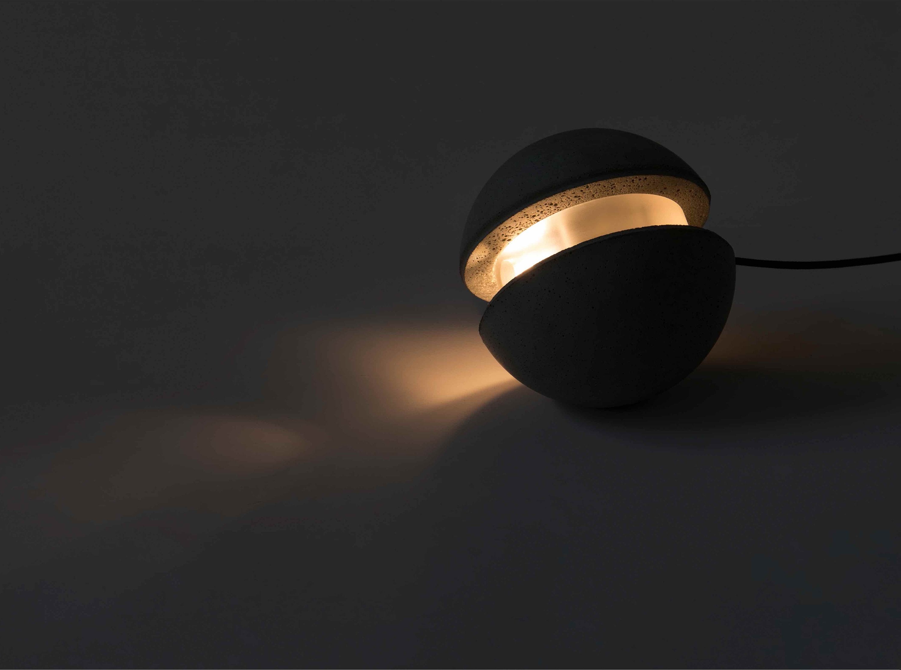 Moon Concrete Pendant Lamp.