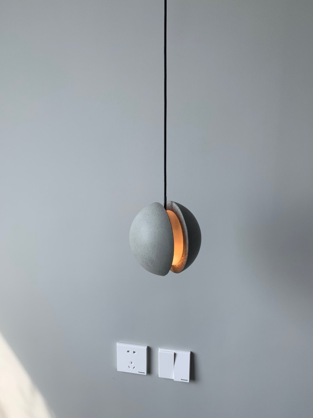 Moon Concrete Pendant Lamp.
