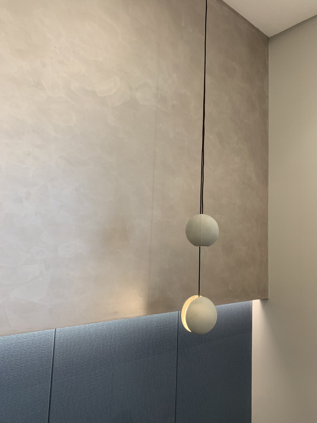 Moon Concrete Pendant Lamp.