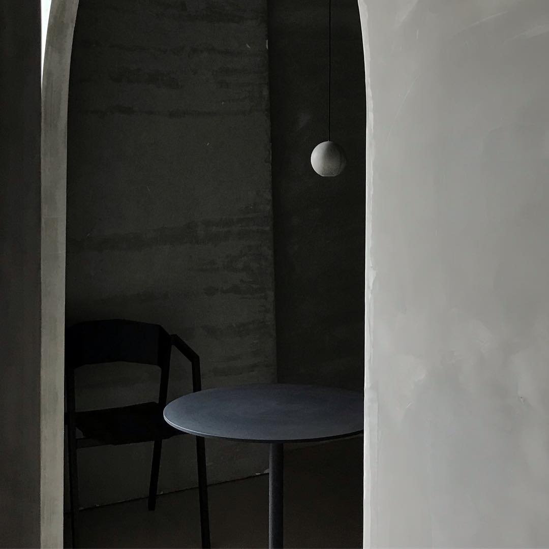 Moon Concrete Pendant Lamp.