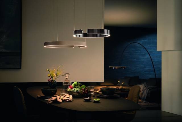 Sospensione a LED ad anello aperto