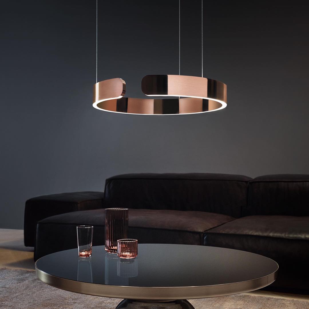 Sospensione a LED ad anello aperto