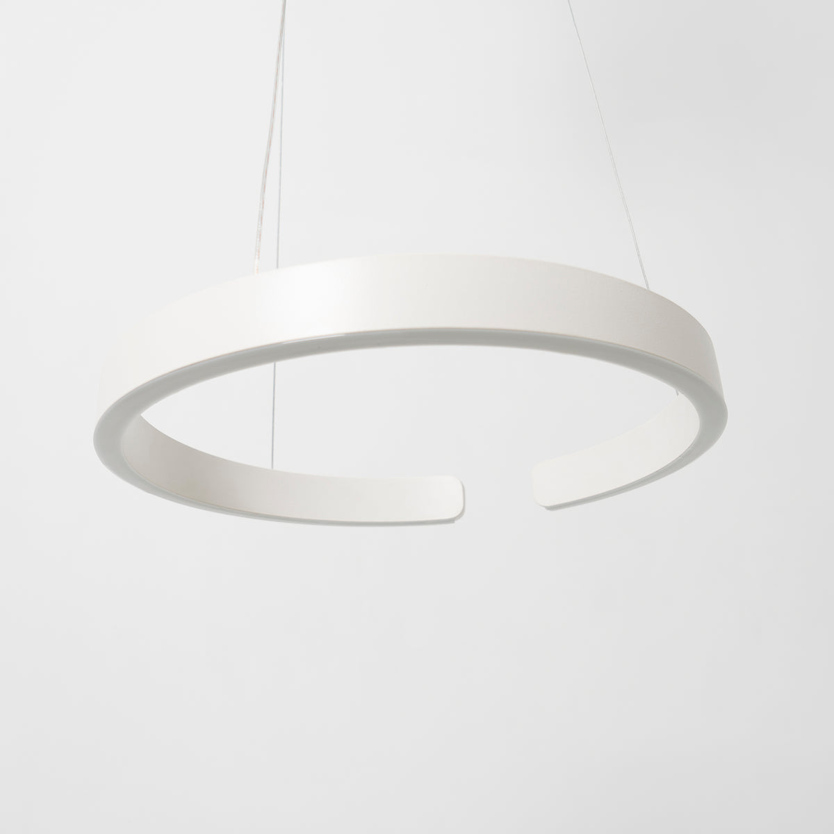 Sospensione a LED ad anello aperto