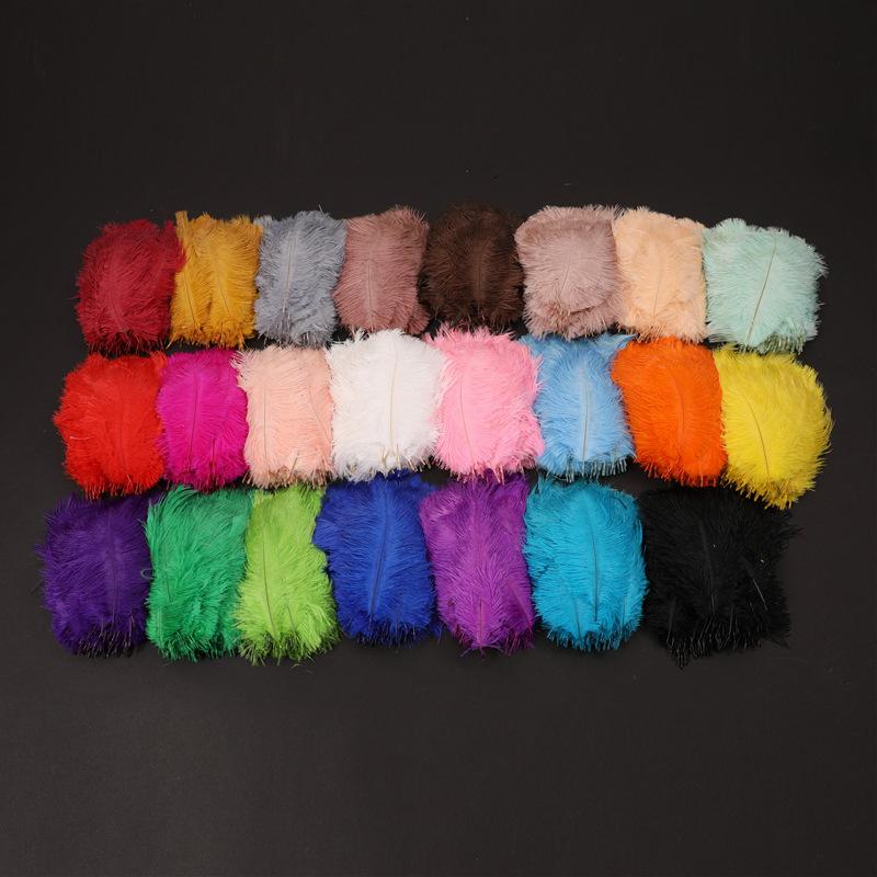 Lámpara de mesa de plumas de avestruz