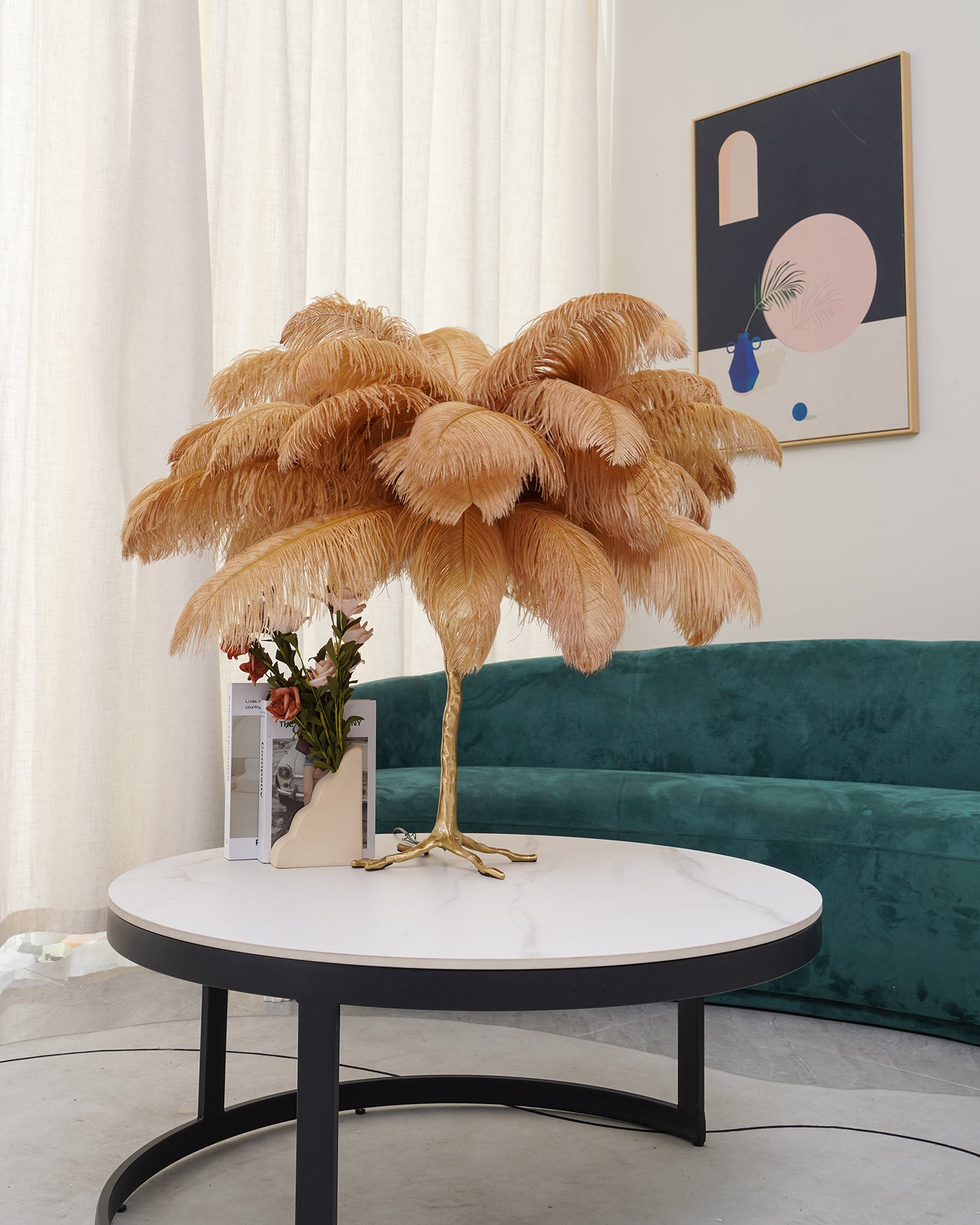 Lámpara de mesa de plumas de avestruz