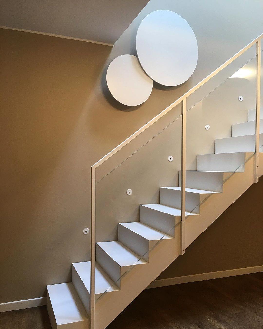 PUCK WALL ART | Fluorescent wall light