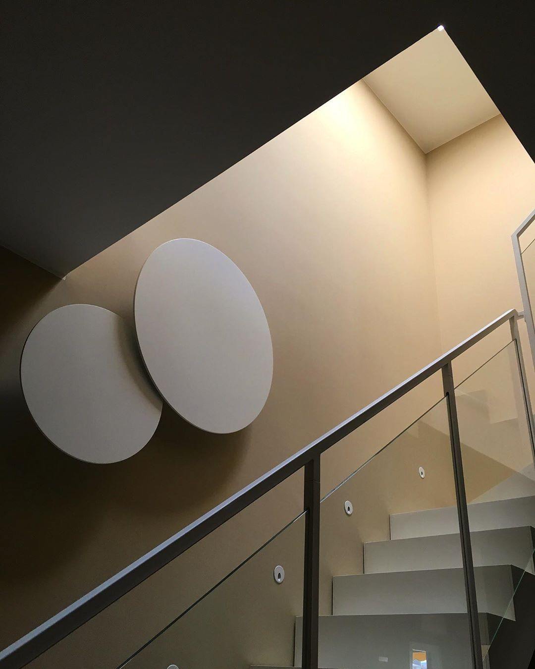 PUCK WALL ART | Fluorescent wall light