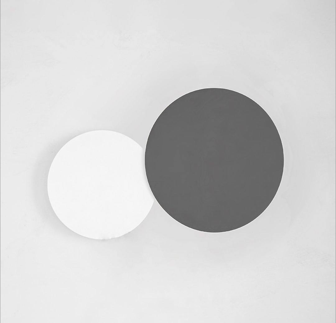 PUCK WALL ART | Fluorescent wall light