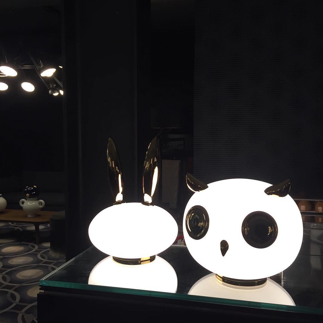 Lampe de table pour animaux de compagnie