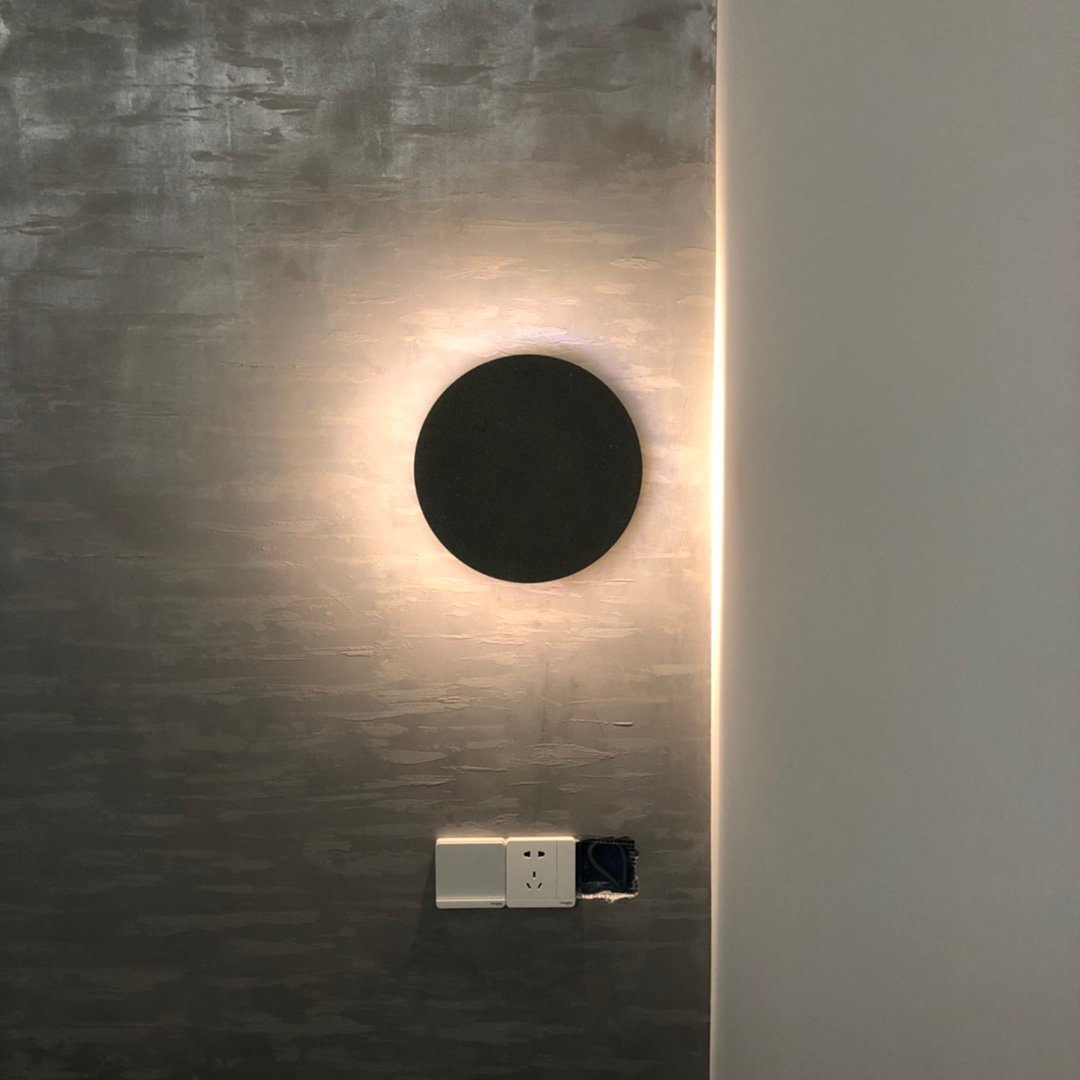 Pin Wall Lamp.