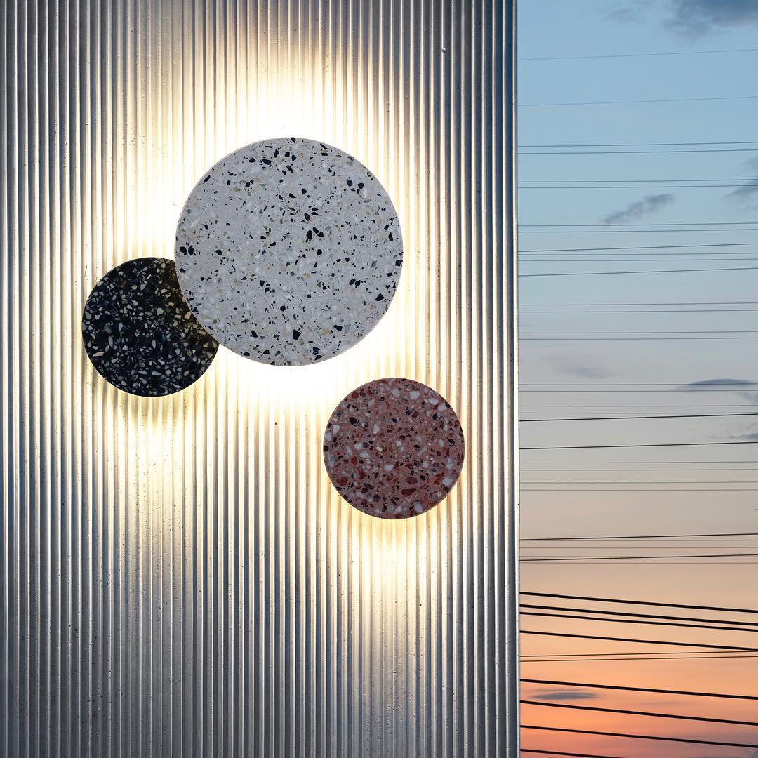 Pin Wall Lamp.