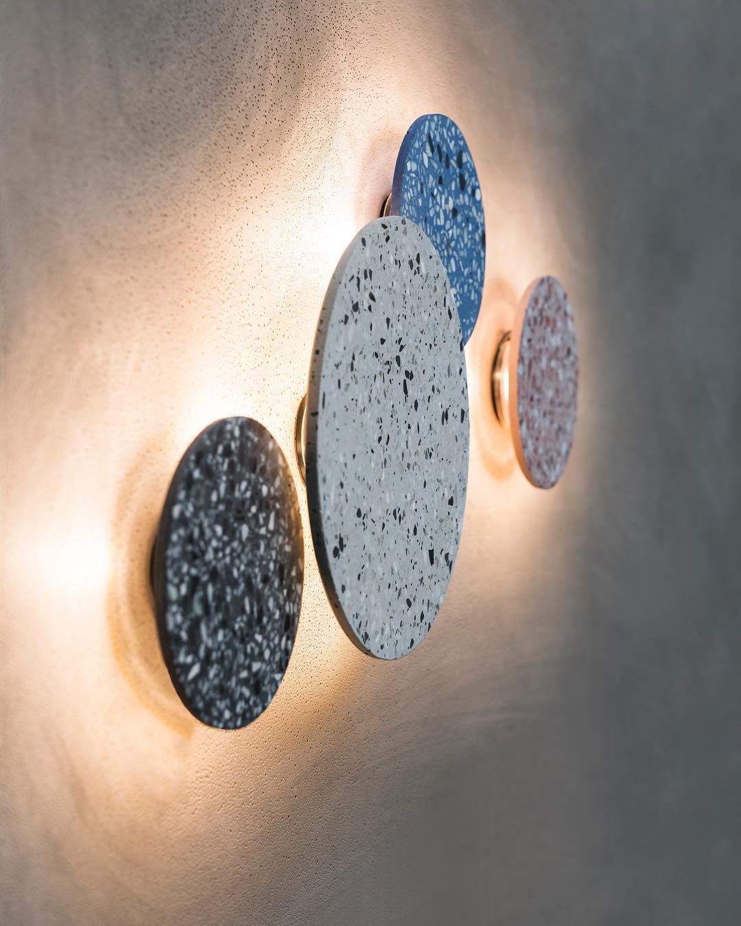 Pin Wall Lamp.