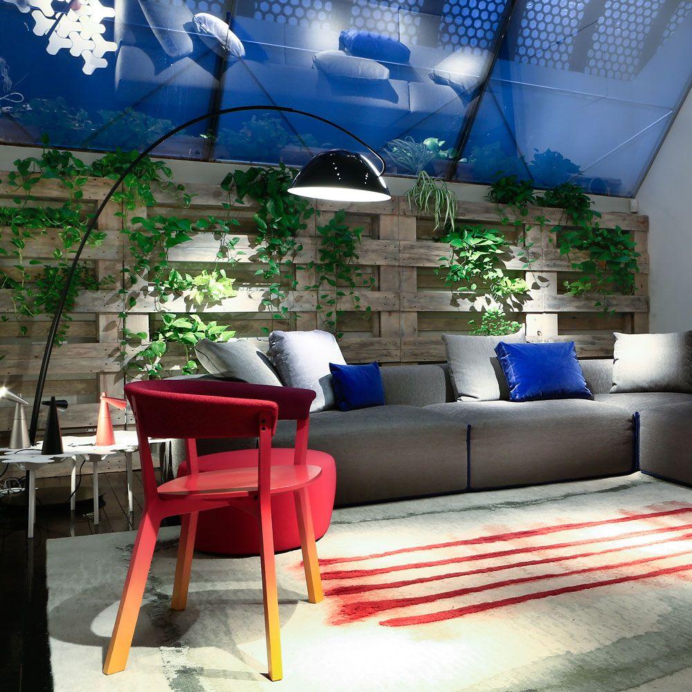 Pluma Floor Lamp.