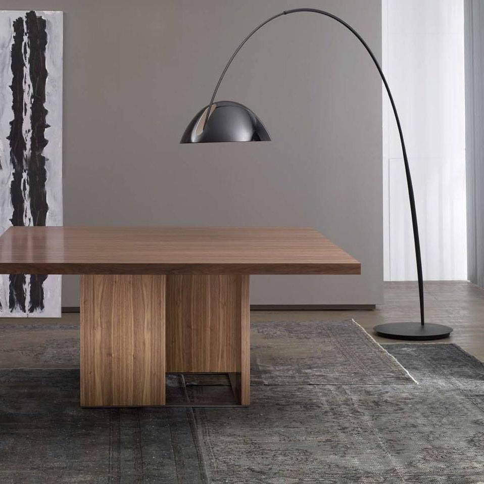 Pluma Floor Lamp.