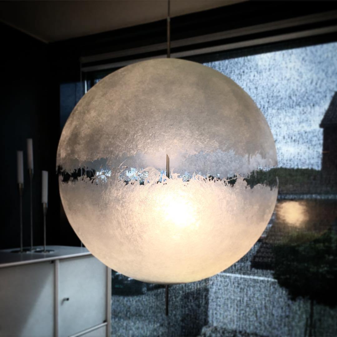 PostKrisi table lamp