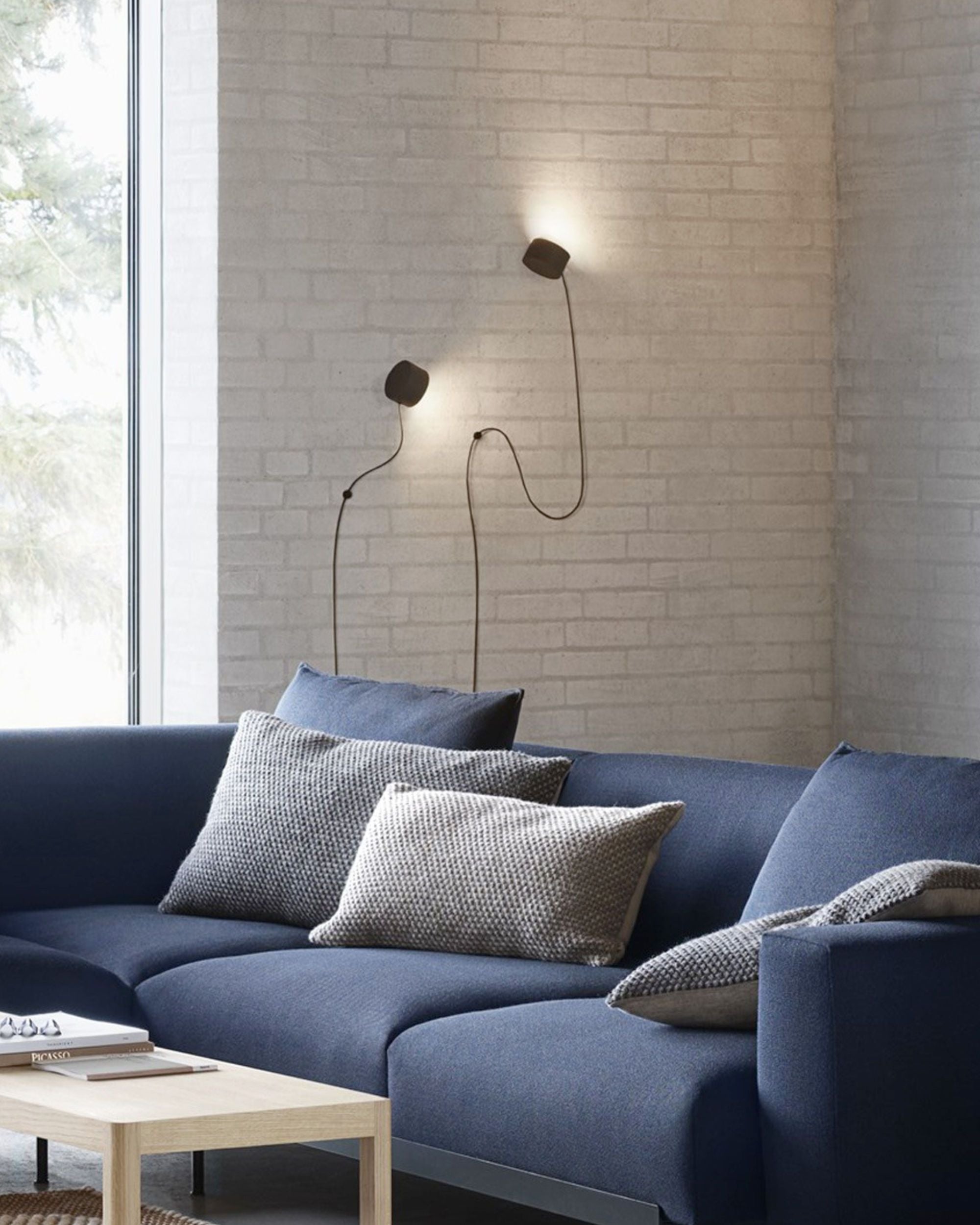Post Wall Lamp.