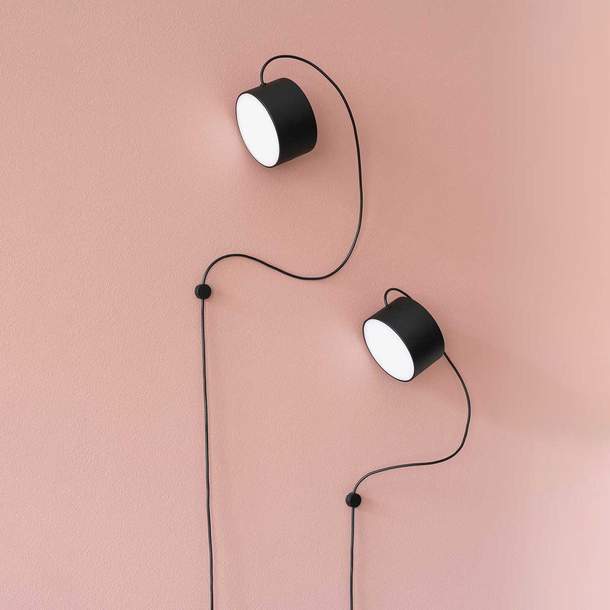 Post Wall Lamp.