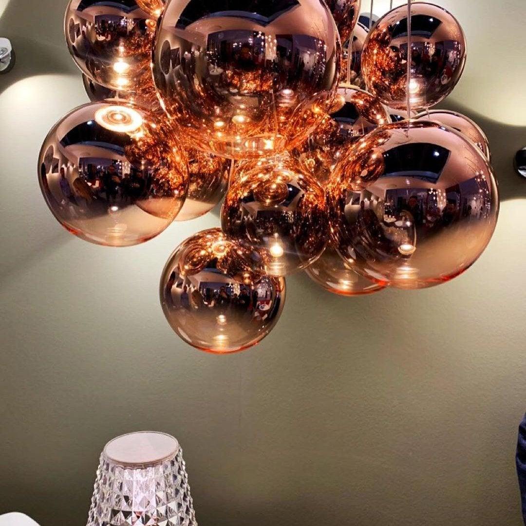 Random pendant light