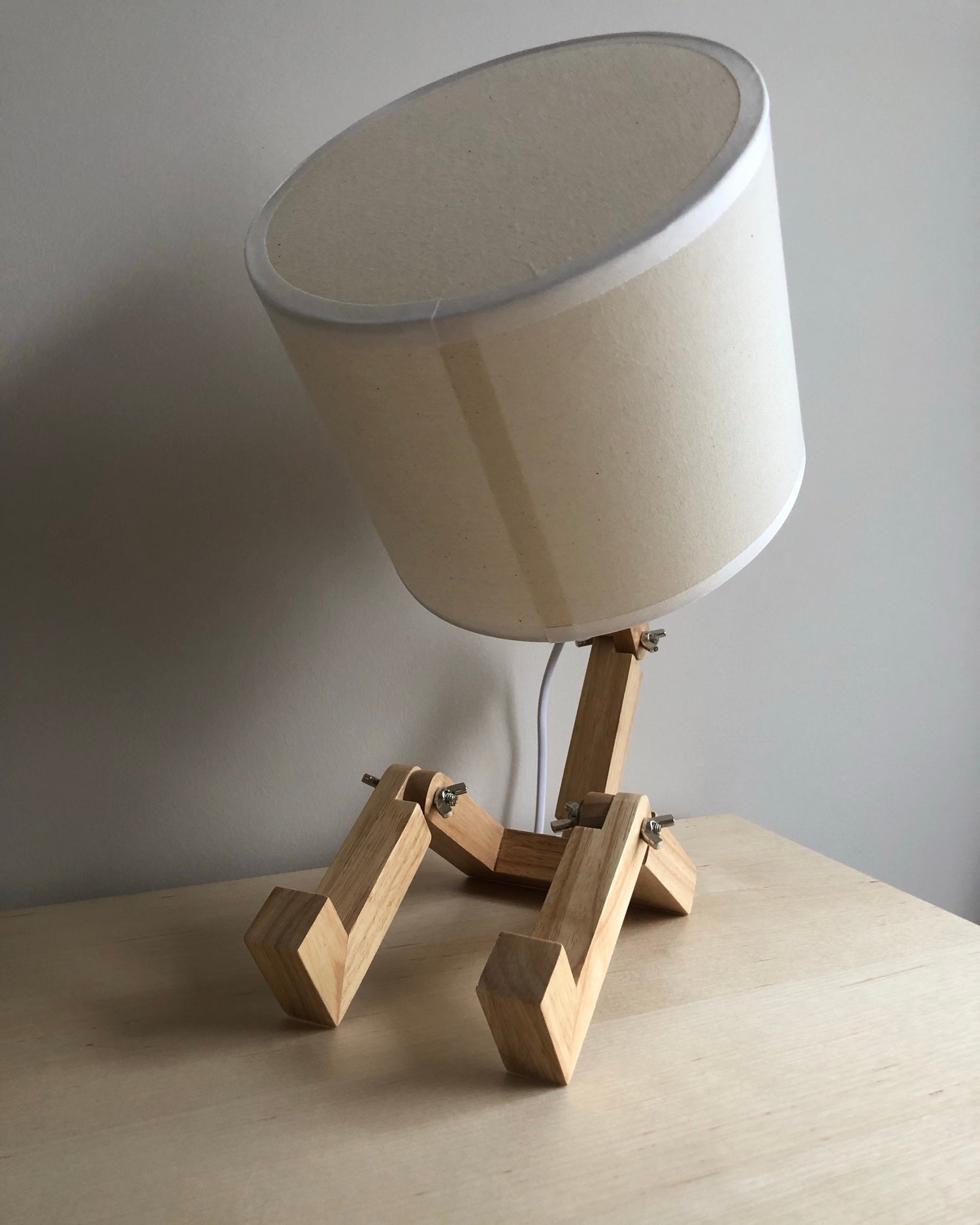 Lampe de table robot