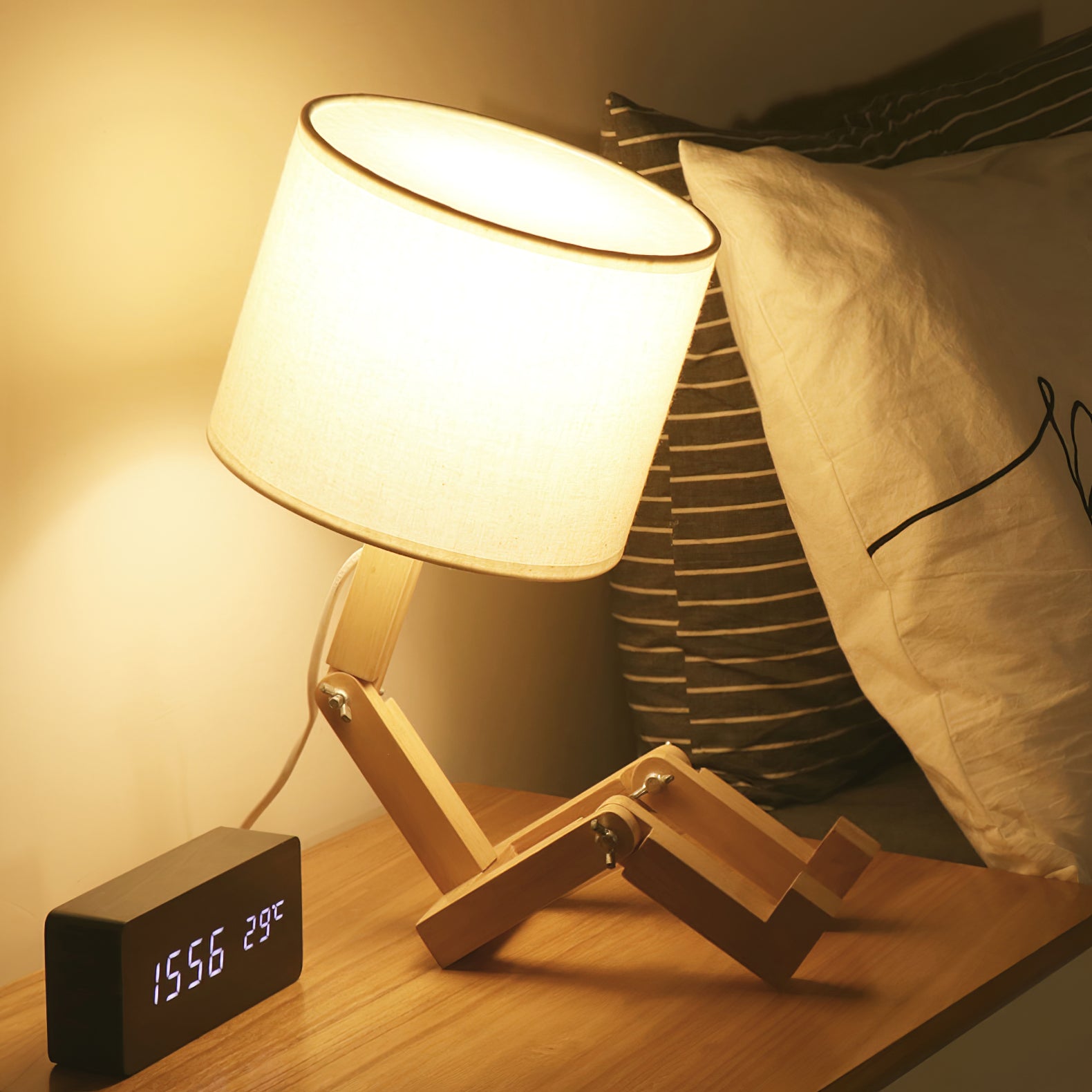 Lampe de table robot