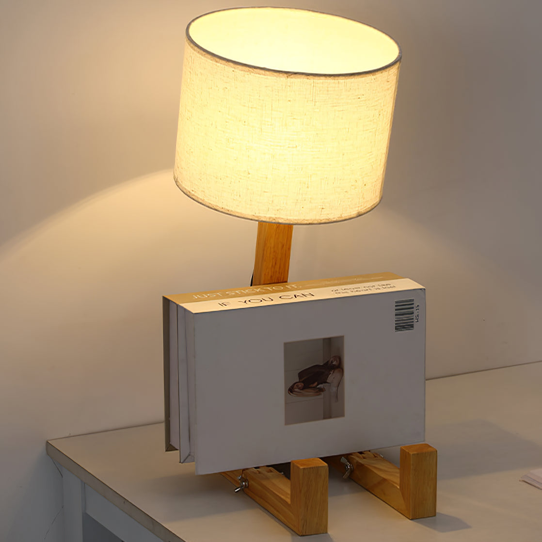 Lampe de table robot