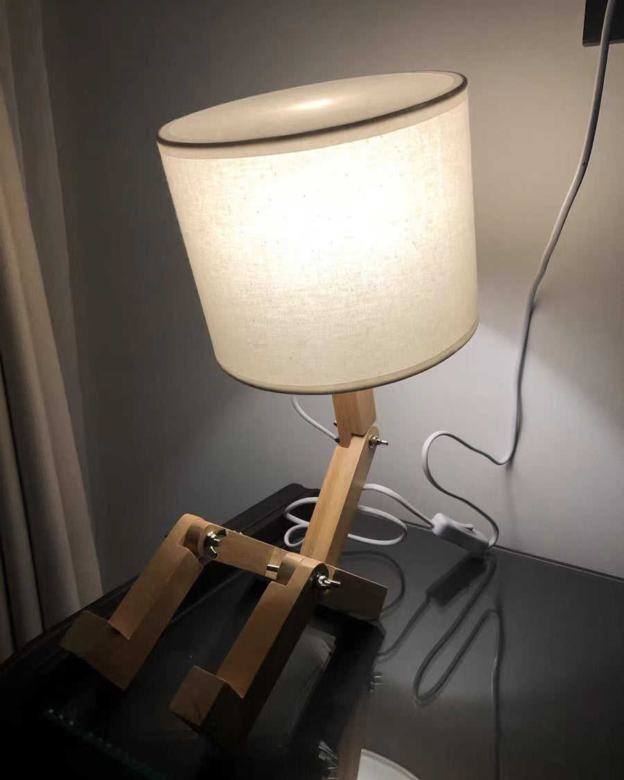 Lampe de table robot