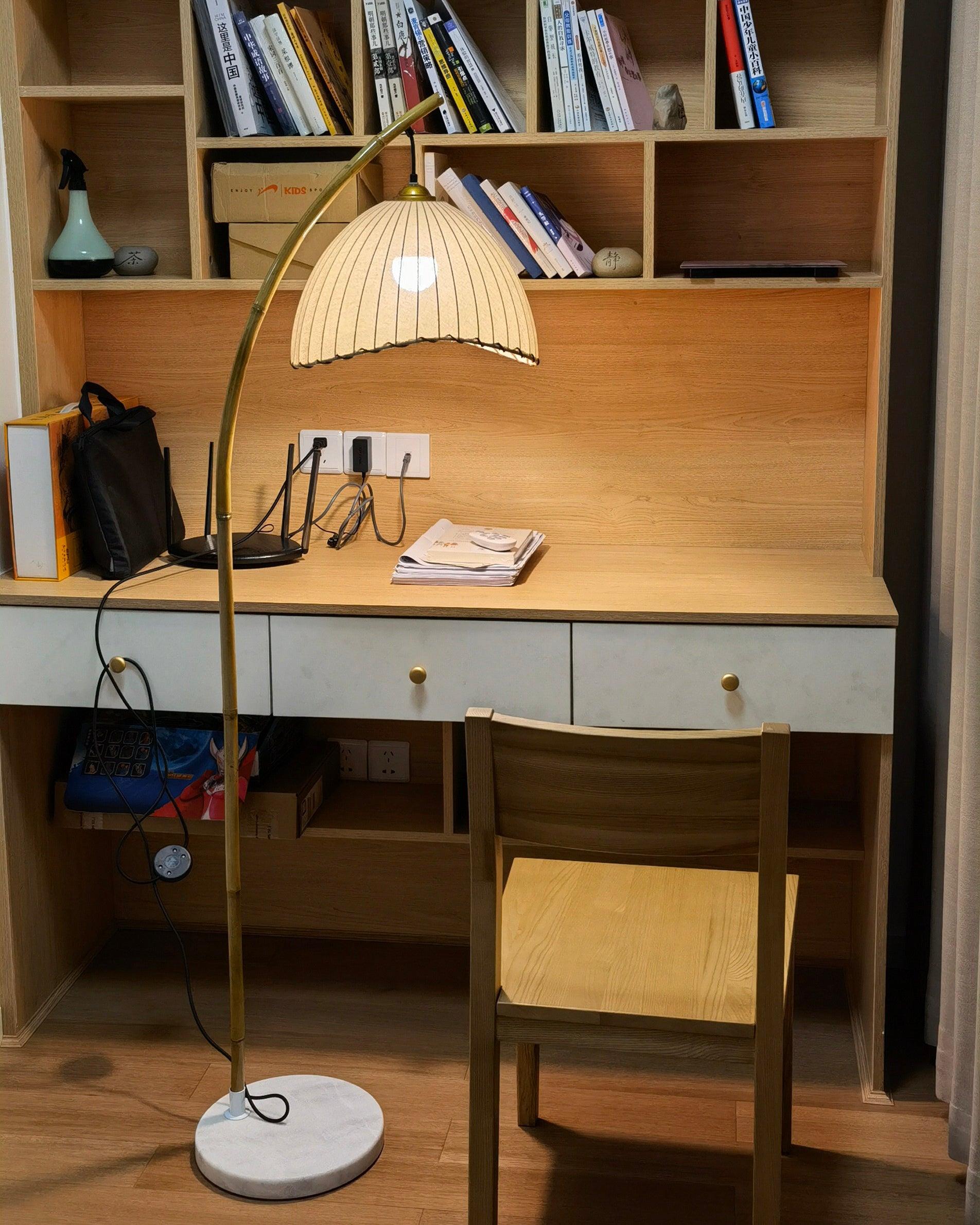 Sanna Floor Lamp - Decormote