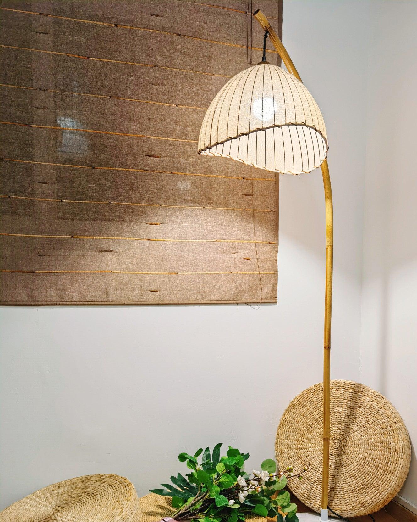 Sanna Floor Lamp - Decormote