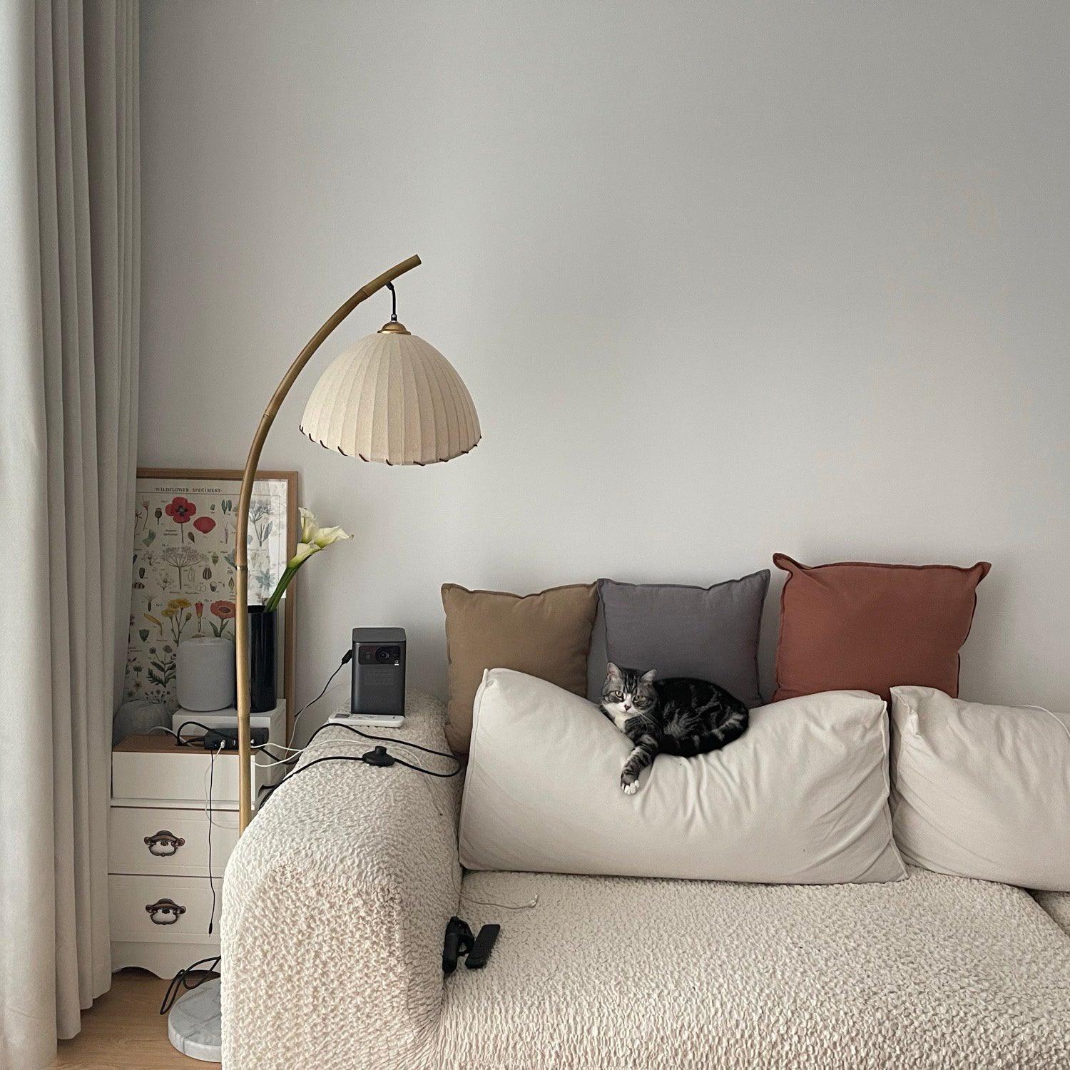 Sanna Floor Lamp - Decormote