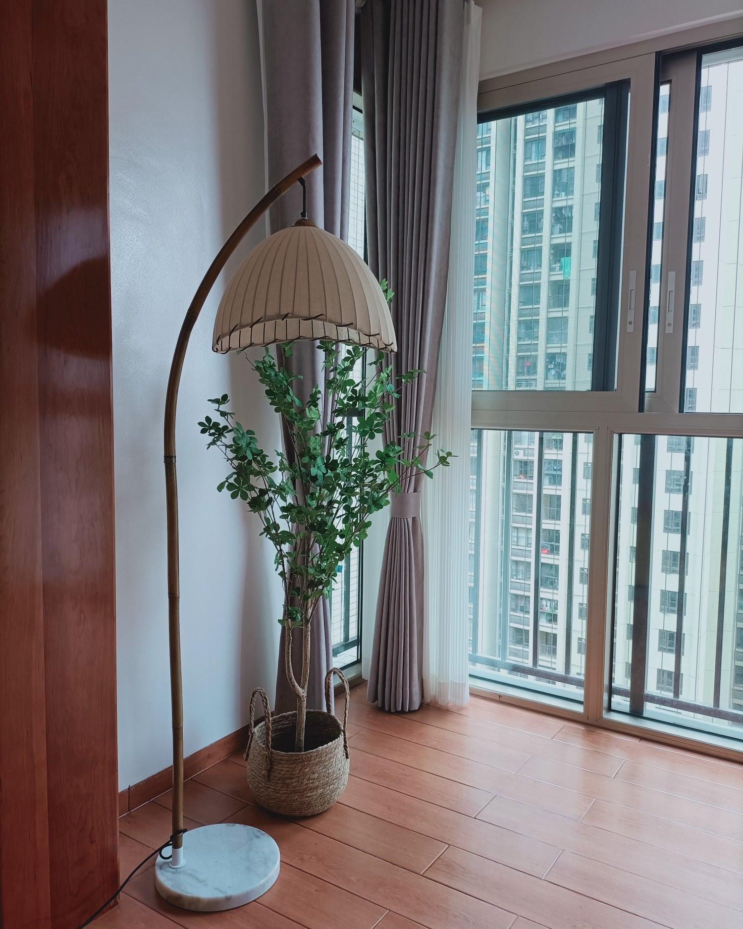 Sanna Floor Lamp - Decormote