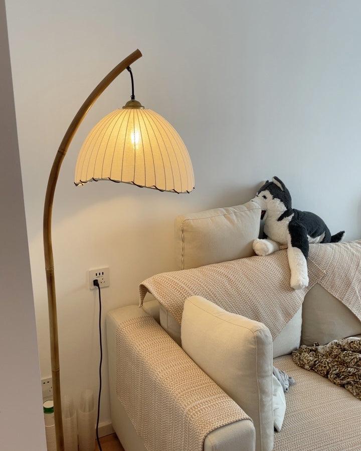 Sanna Floor Lamp - Decormote