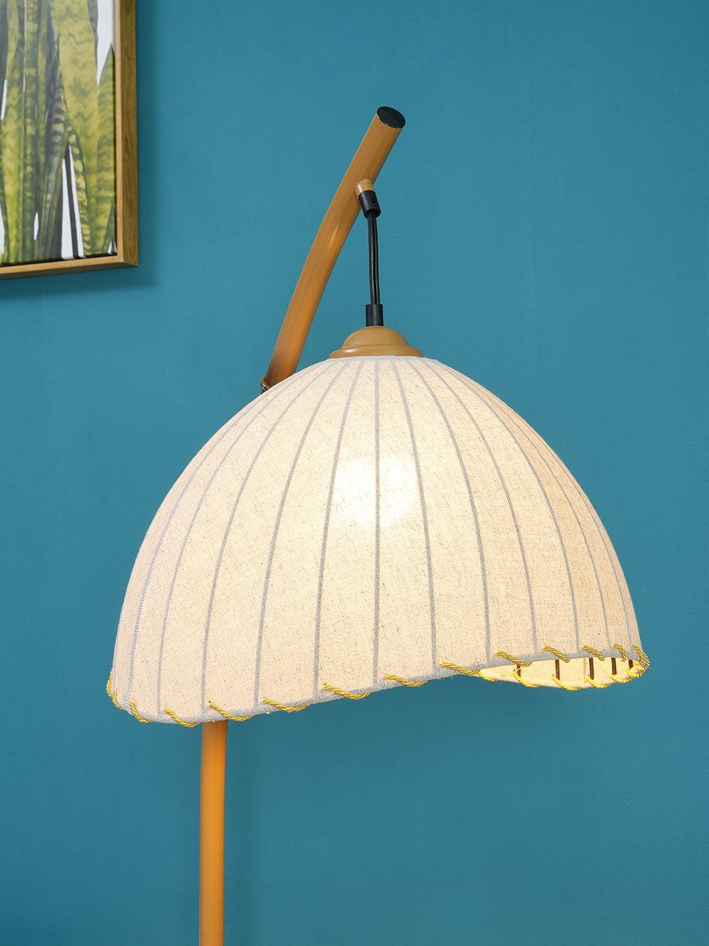 Sanna Floor Lamp - Decormote
