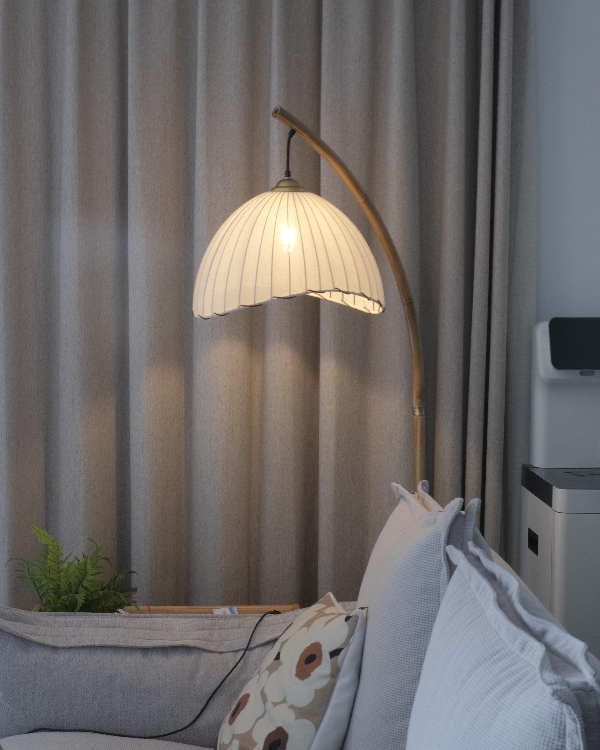 Sanna Floor Lamp - Decormote