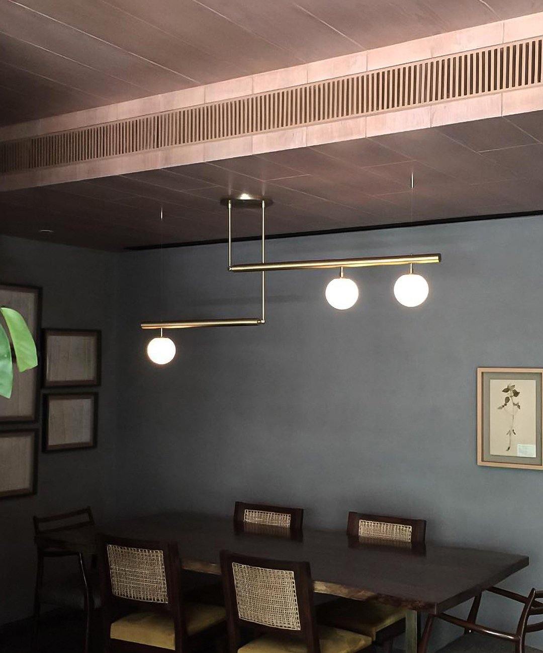 Satellite ceiling pendant light