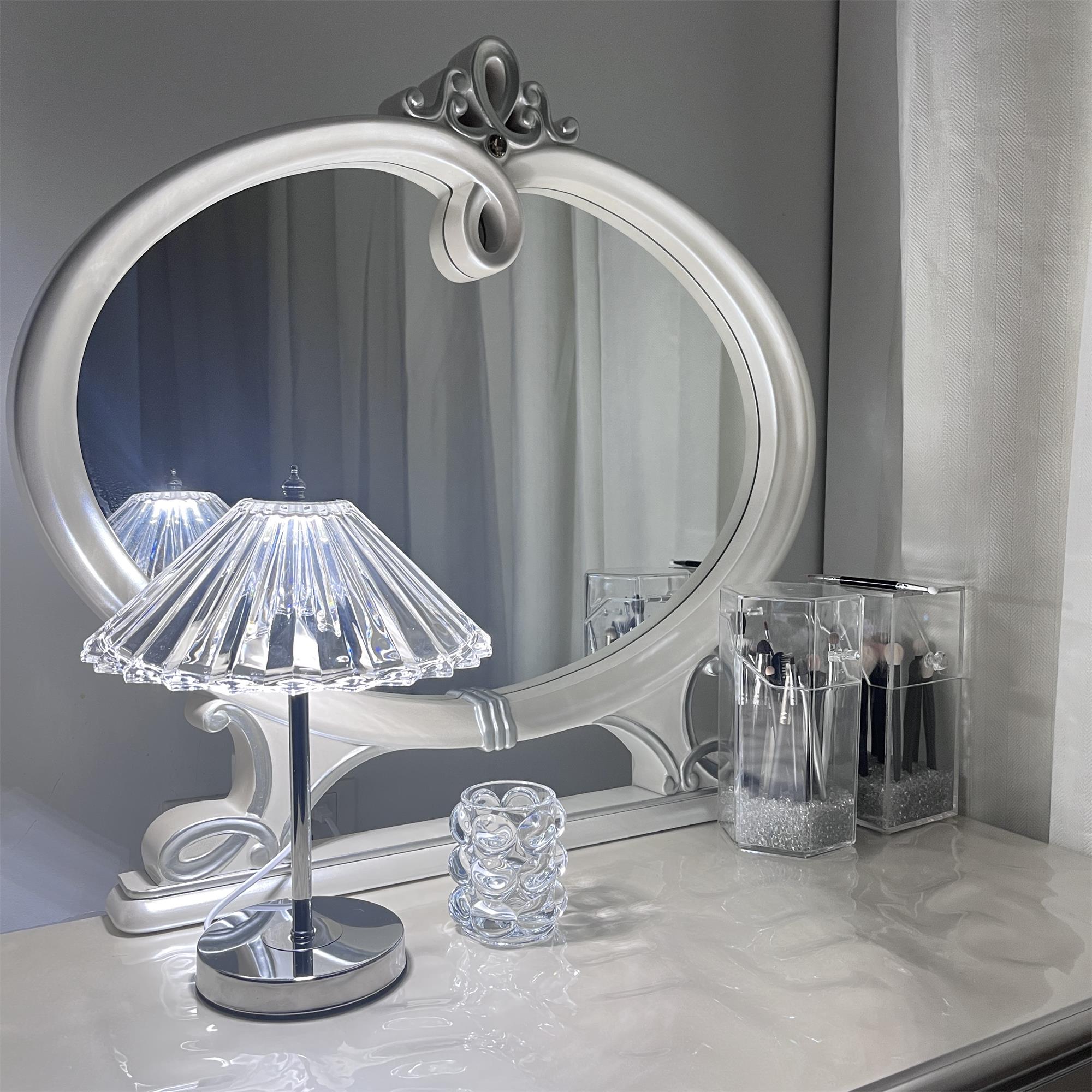 Savoye-Tischlampe