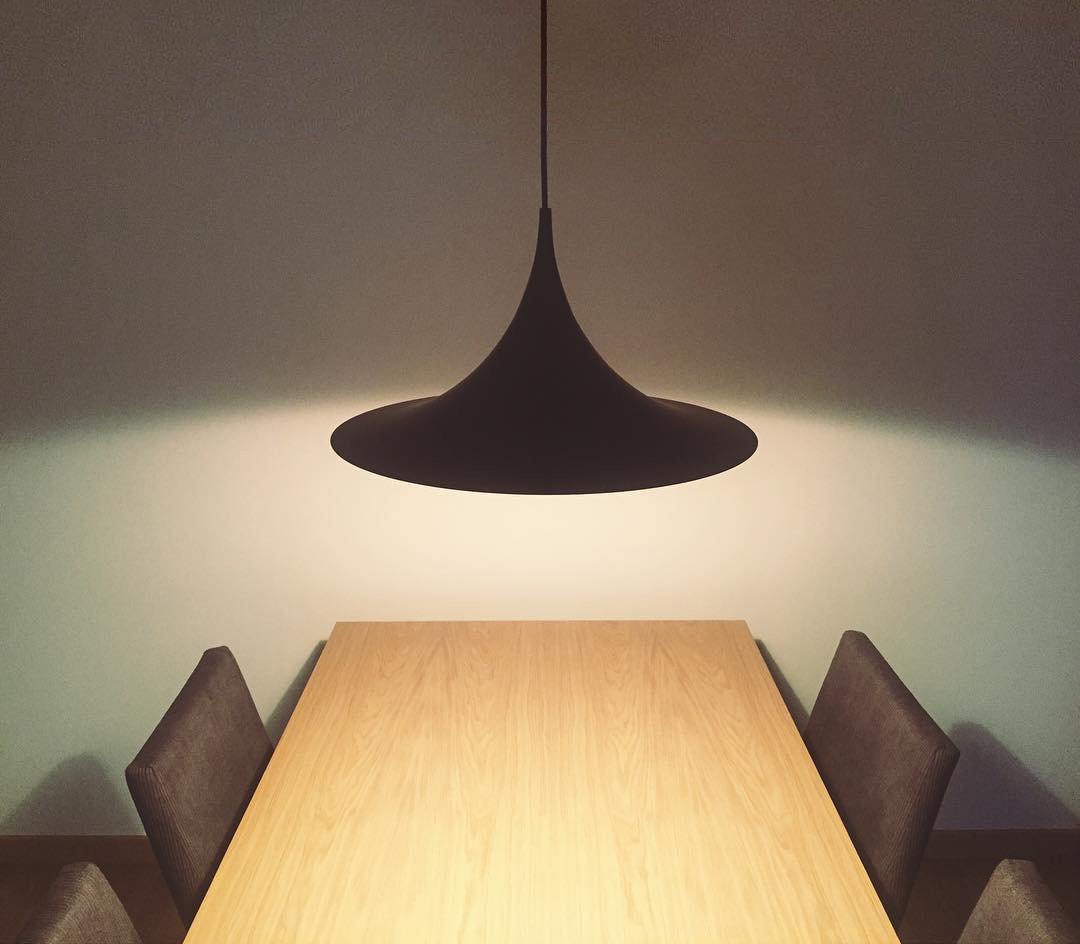 Semi pendant light