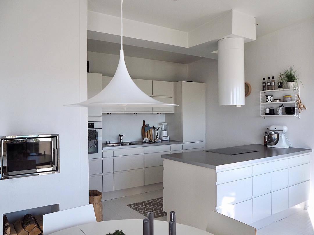 Semi pendant light