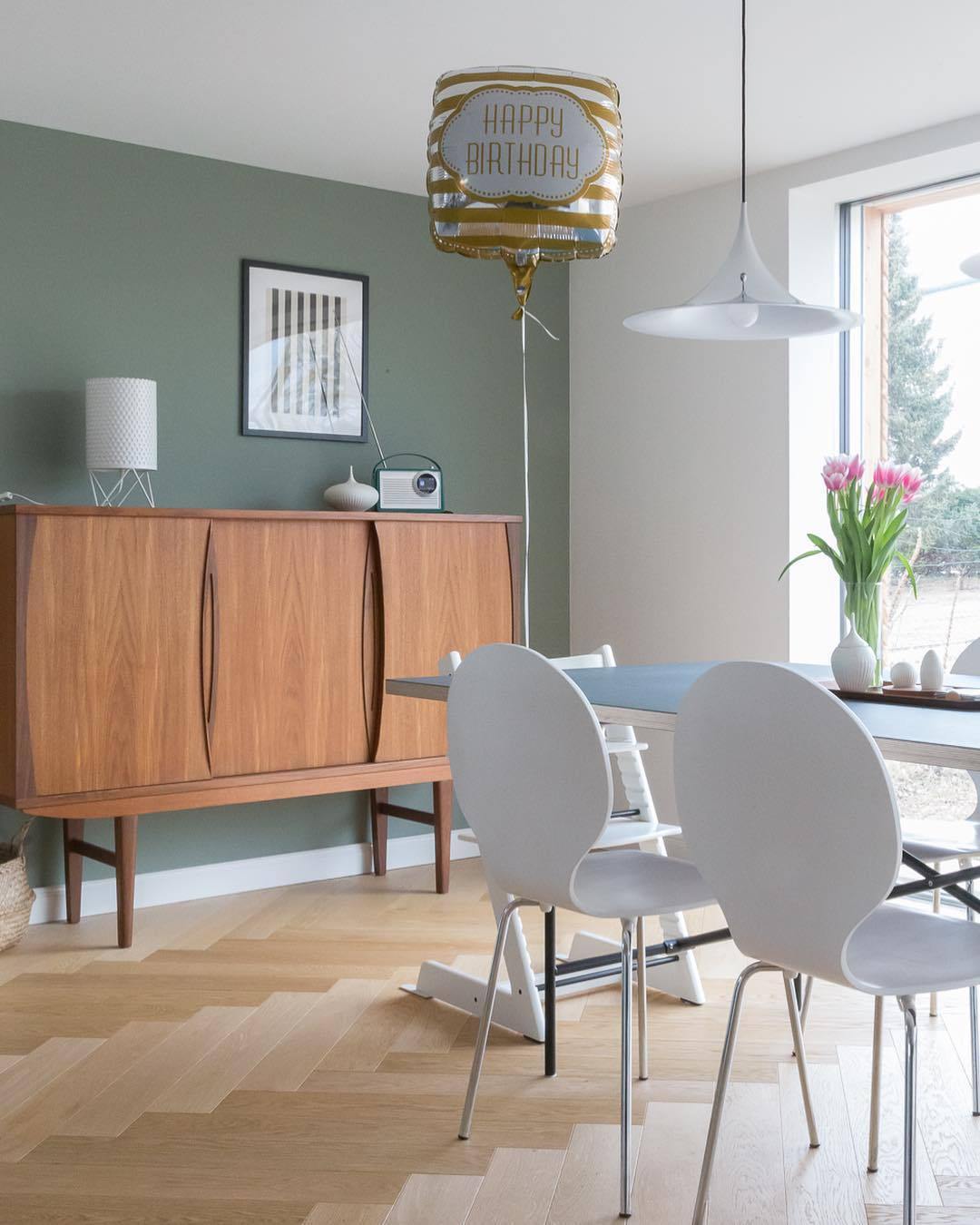 Semi pendant light