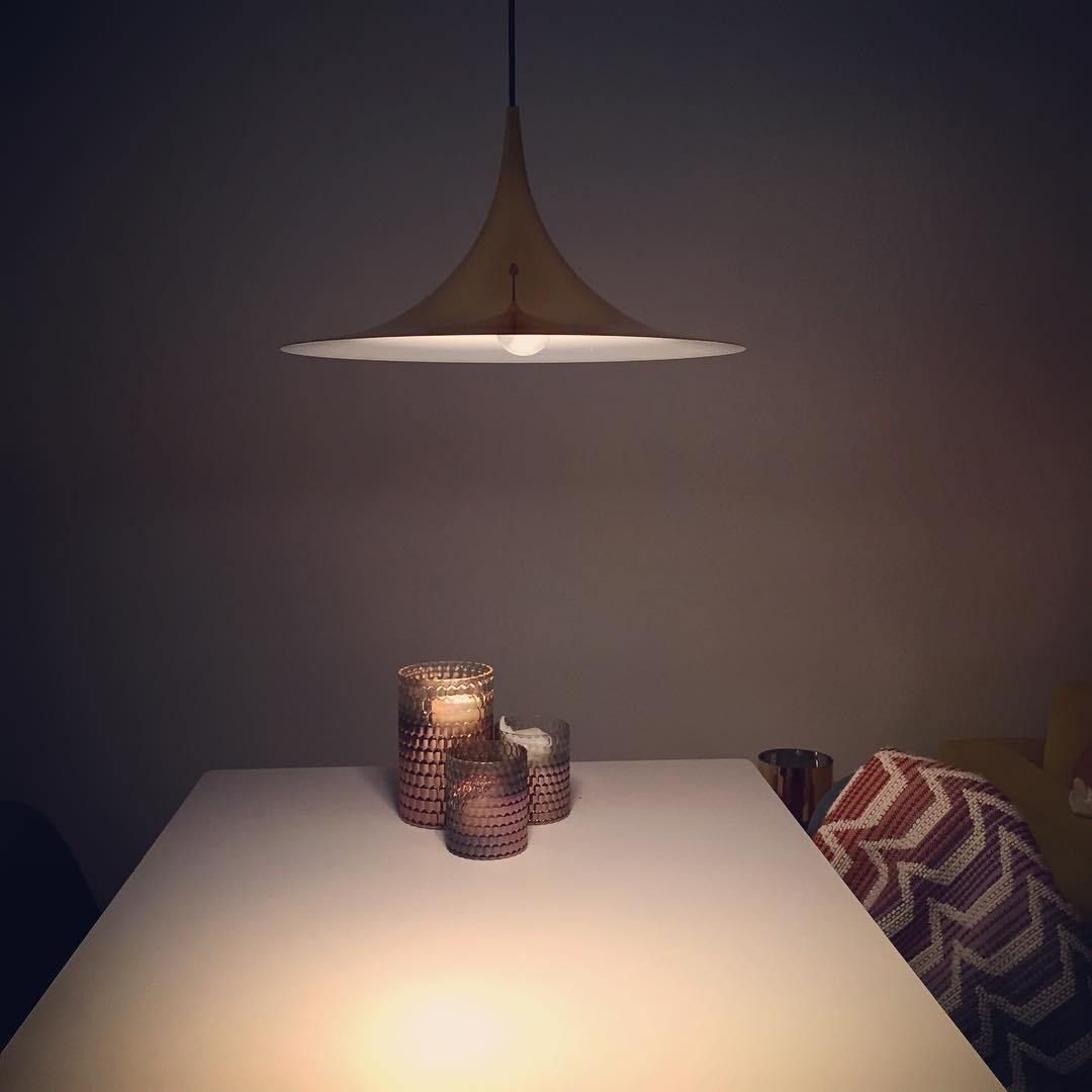Semi pendant light