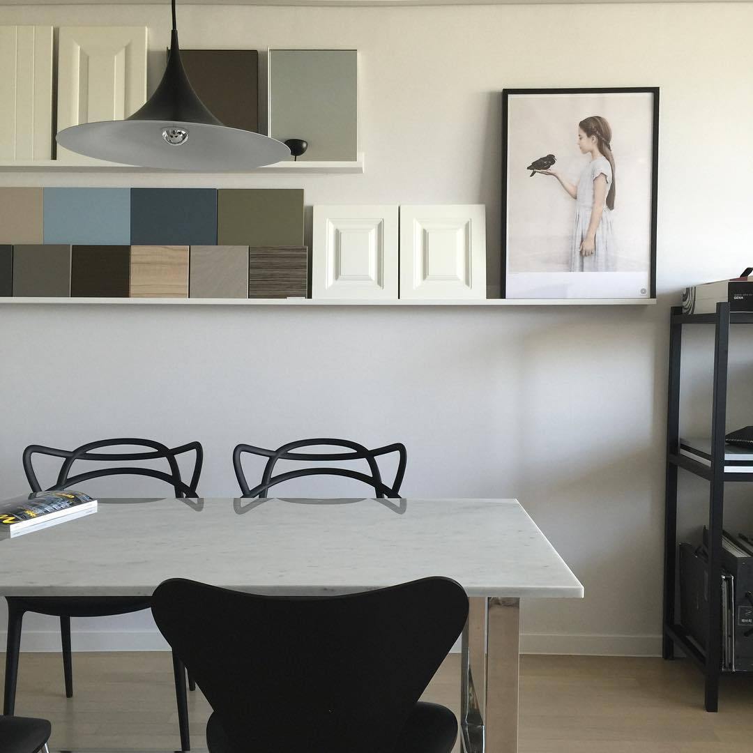 Semi pendant light