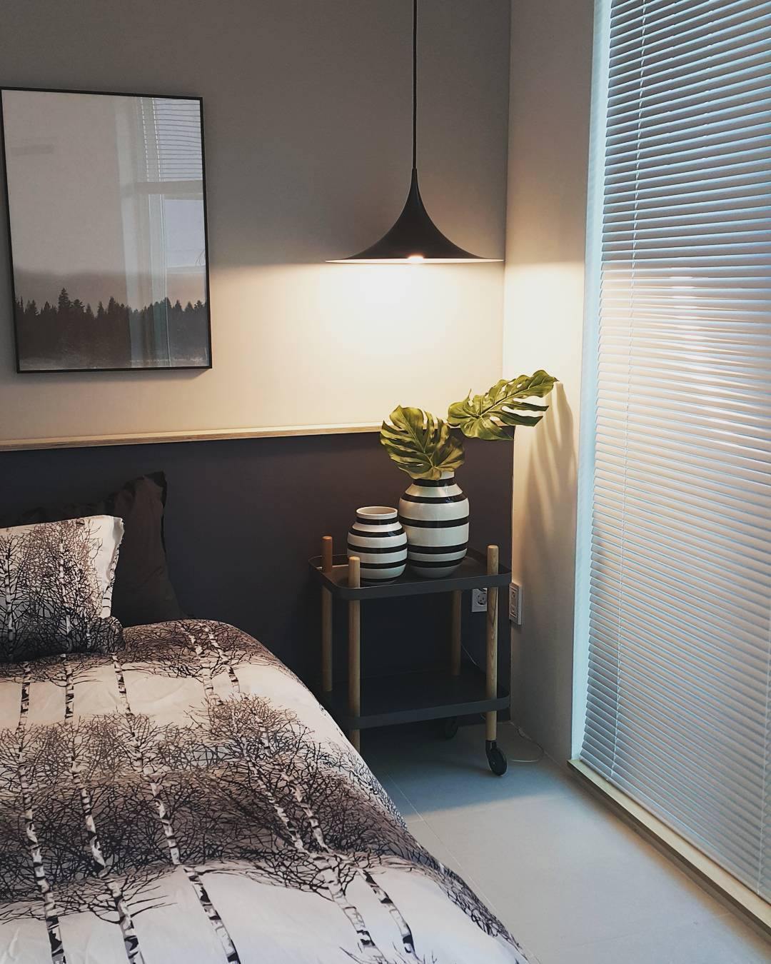 Semi pendant light