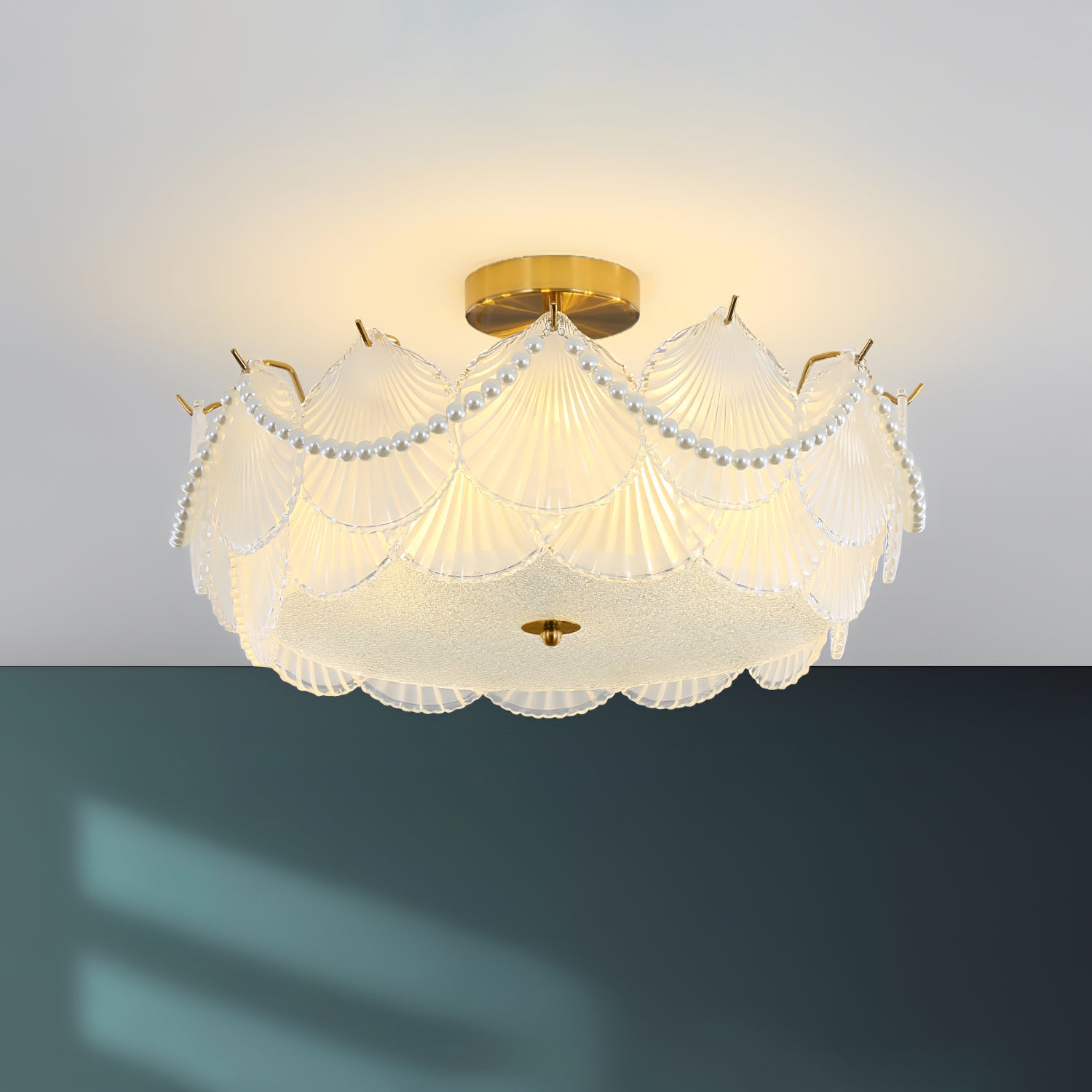 Kronleuchter aus Muschelkristall