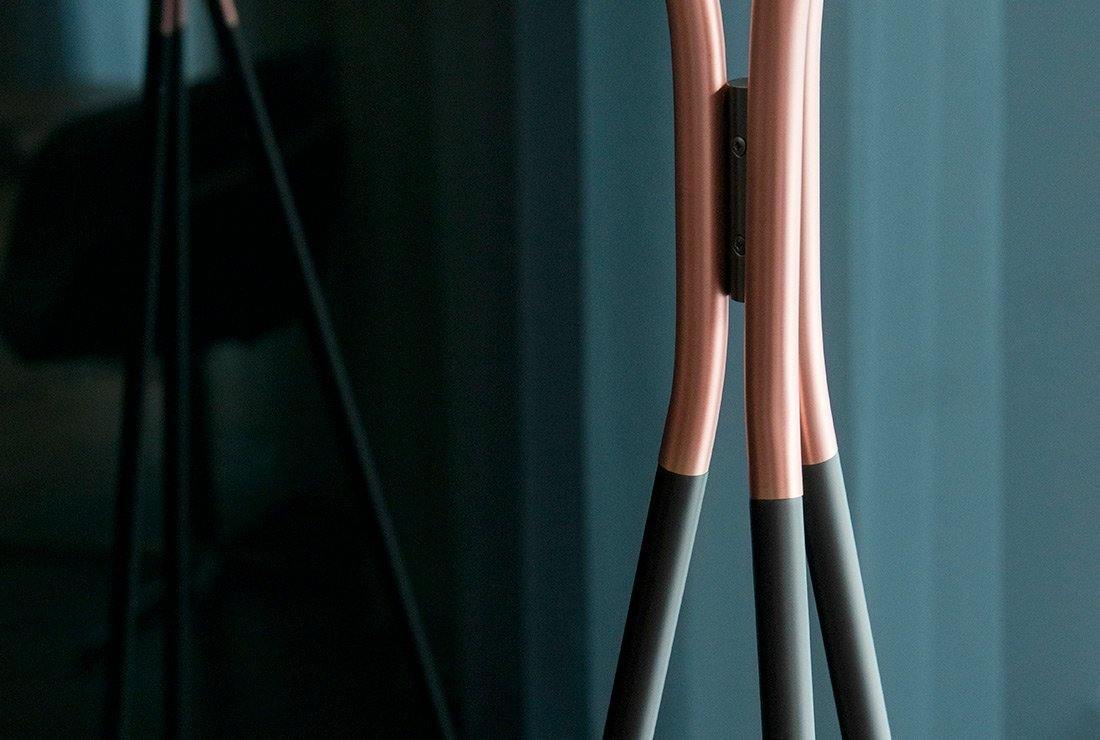 Solitaire Floor Lamp