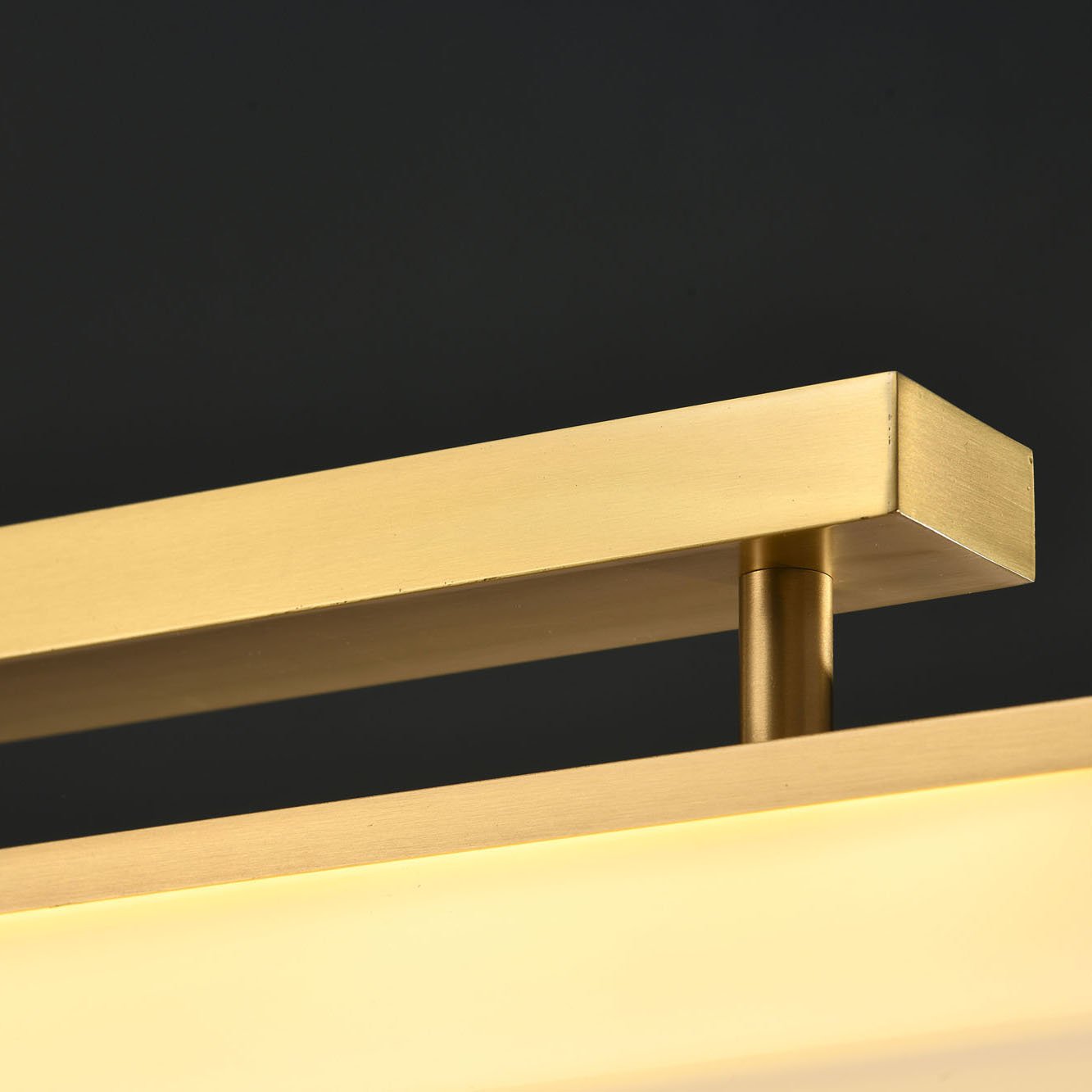Spate Pendant Lamp.